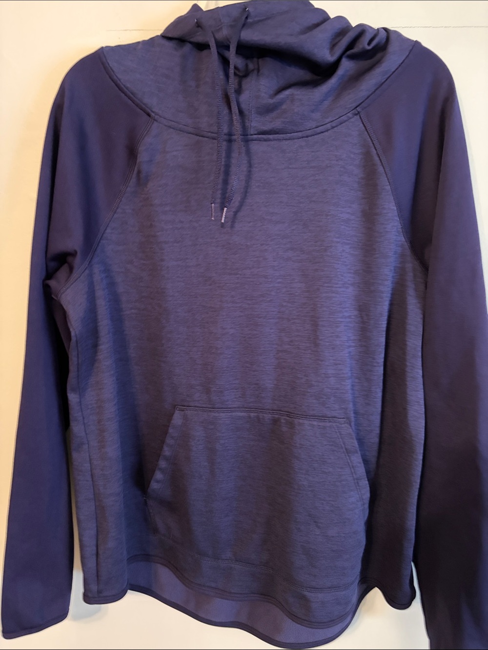 Champion duo dry Women's navy Hooded Pullover sweatshirt. Large. 💯 poly.